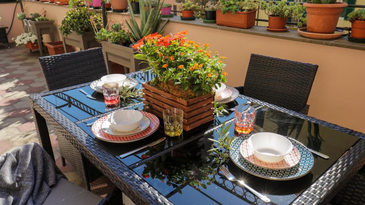 Apartamento Sole, Terrazza, Centro Citta E Wi-Fi Veloce! Génova Exterior foto